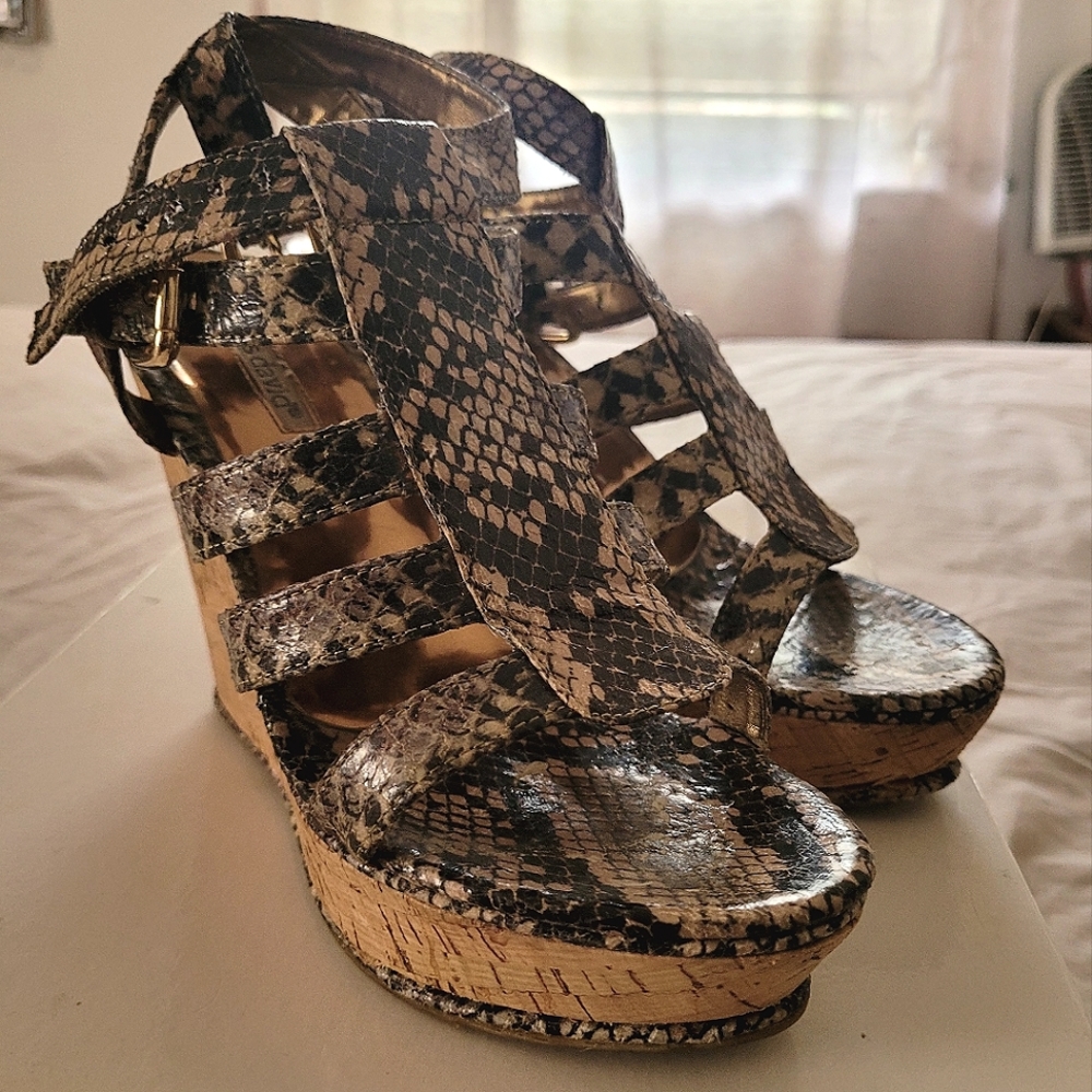 Charles David wedges